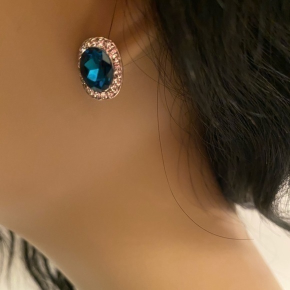 Blue Sapphire Austrian crystal Bracelet set - Picture 8 of 9